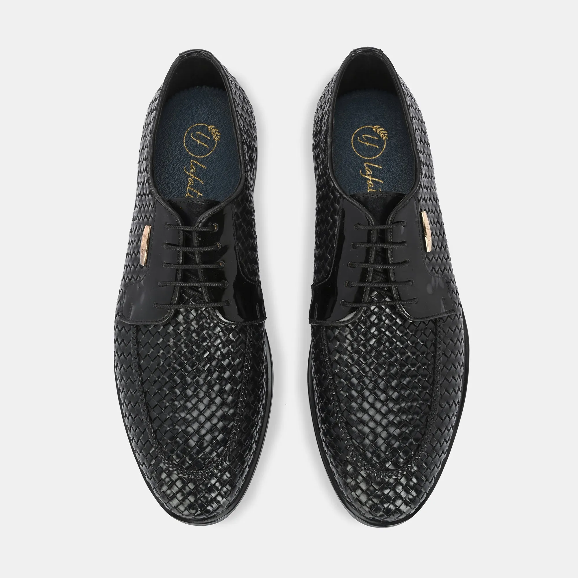 Hand-Woven Lace-Up Shoes by Lafattio